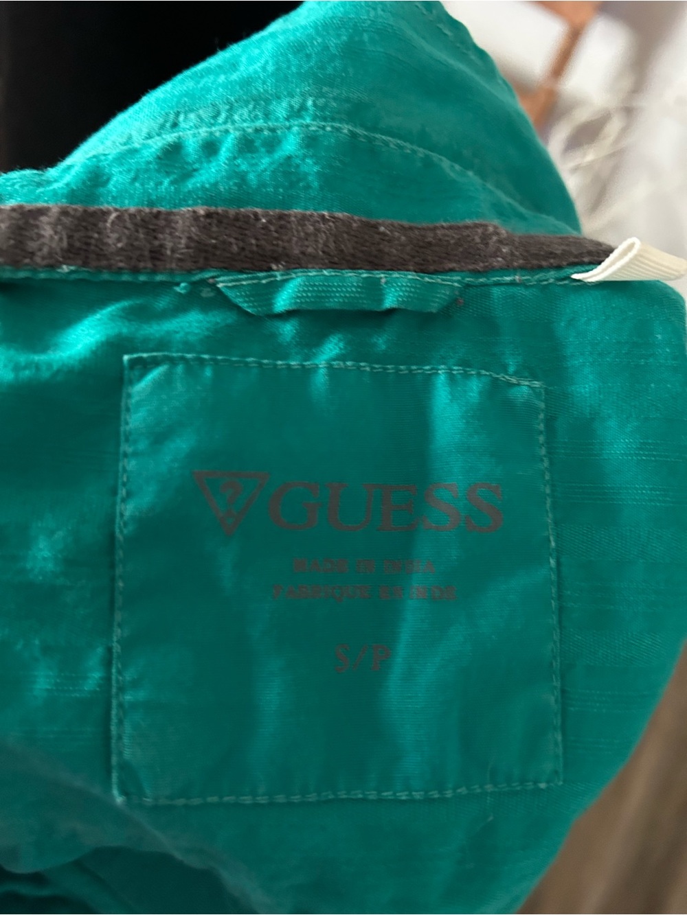 Women’s Short-Sleeve Casual Button-Up Shirt in Teal - Picture 4 of 4
